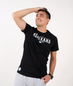 REMERA REPUBLICA 2022 -BARRIO ALBERDI