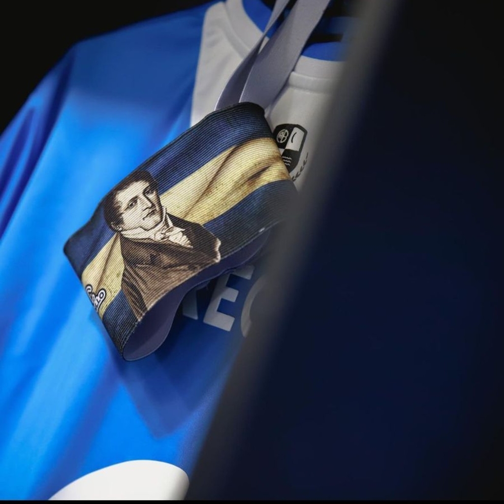 Deco Cuadro Coleccionista Cintas De Capitan Conmemorativo Hincha Belgrano - República de Alberdi